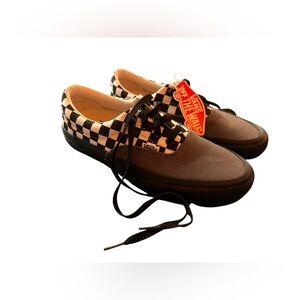 RARE- Vans Era UltraCush - Customs Sample Sale Black And Grey - Men 6.5, women 8